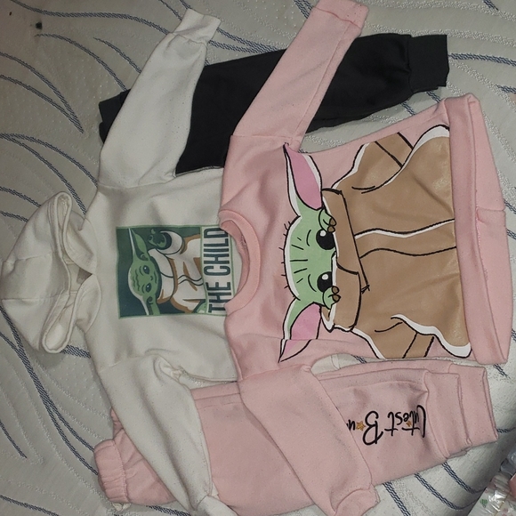 Star wars Baby Yoda the child 2T & 3T - Picture 3 of 9